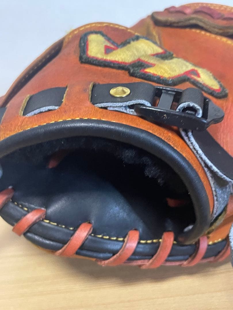 ハタケヤマ軟式キャッチャーミットリペア品