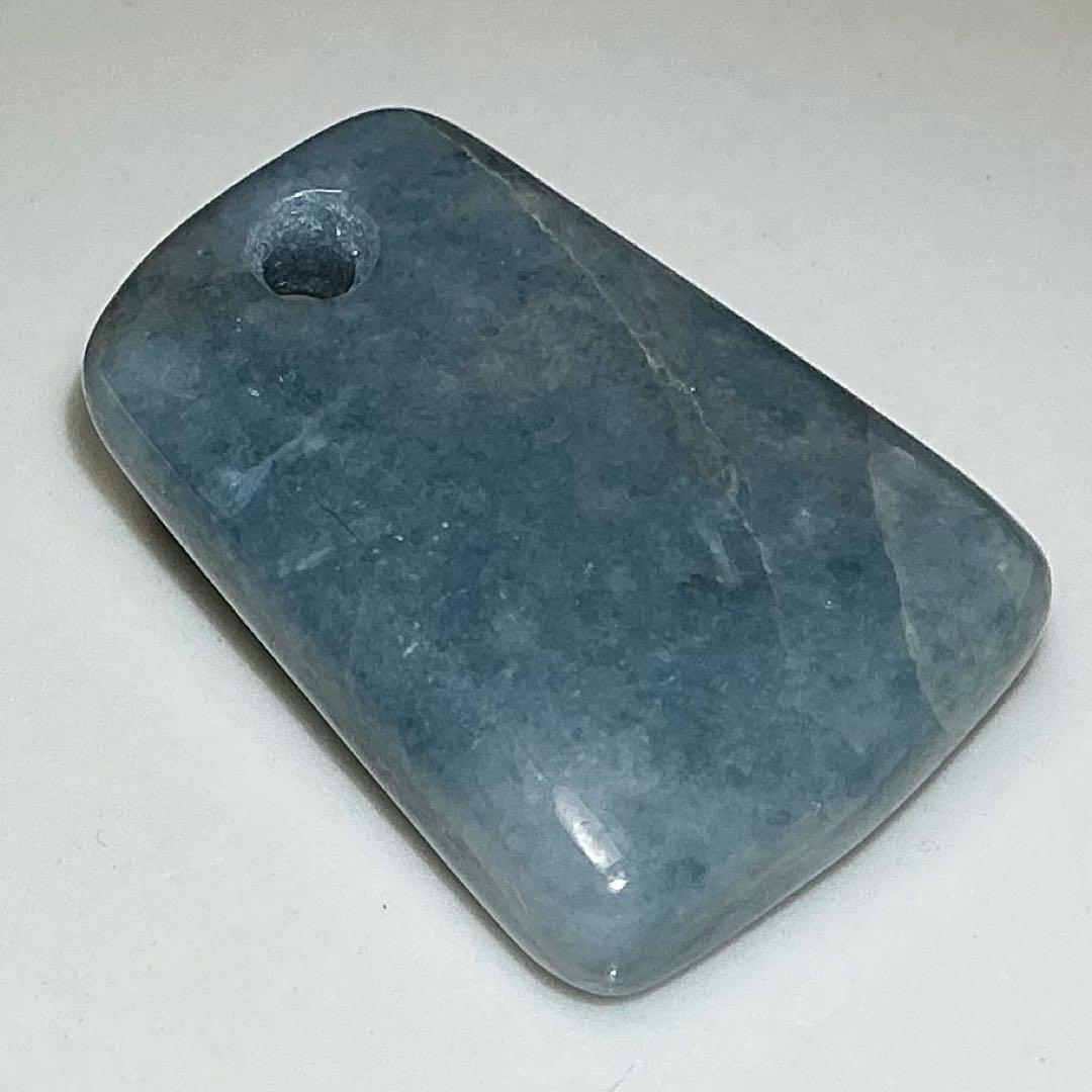 コン沢翡翠　銅鐸型ネックレストップ