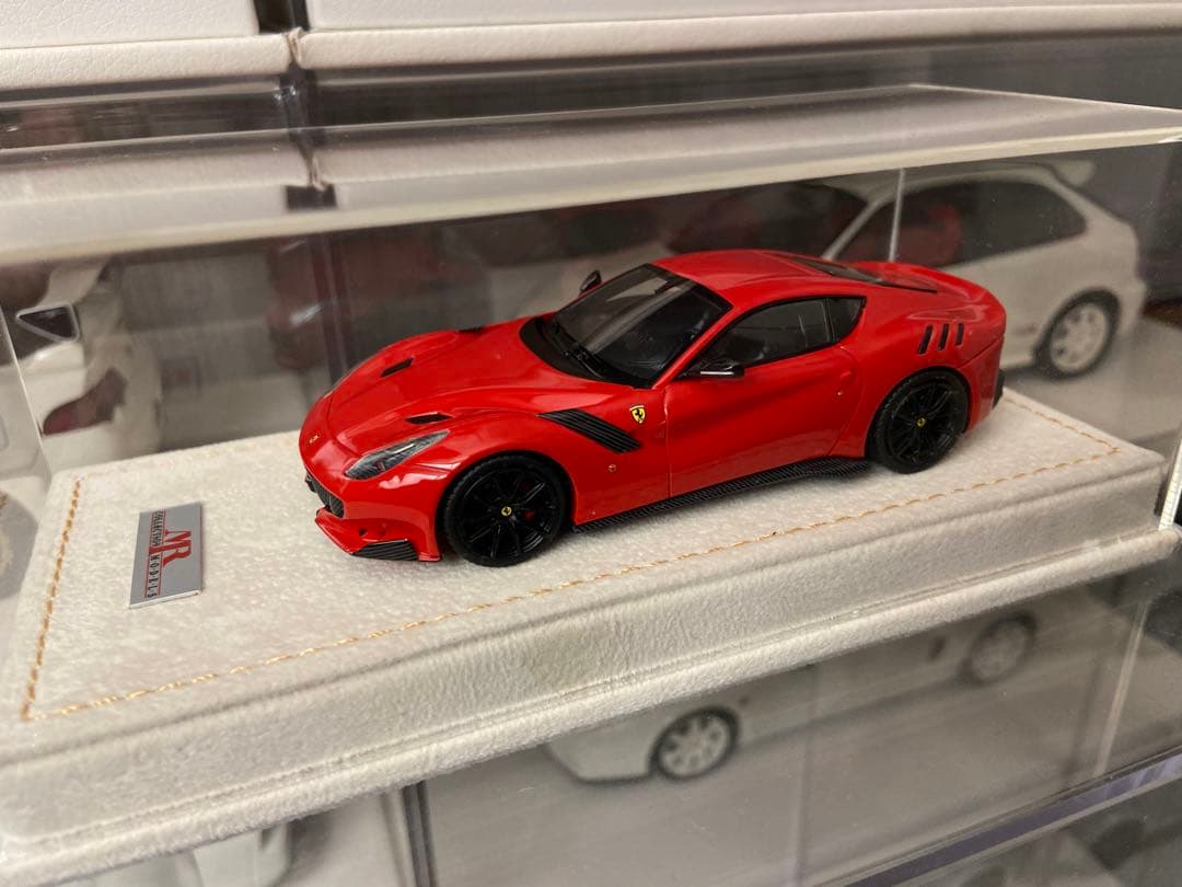 MR 1/43 フェラーリ F12 TDF 1of1