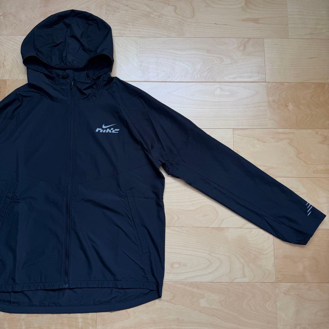 NIKEナイキ　ランニングウェア　上下セット　上着　パンツ　黒ブラック　M 新品