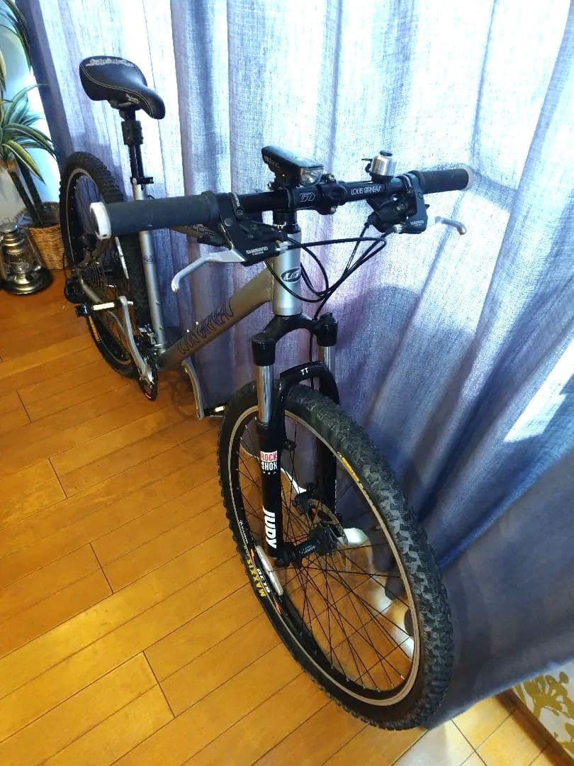 LOUIS GARNEAU マウンテンバイク 26インチ