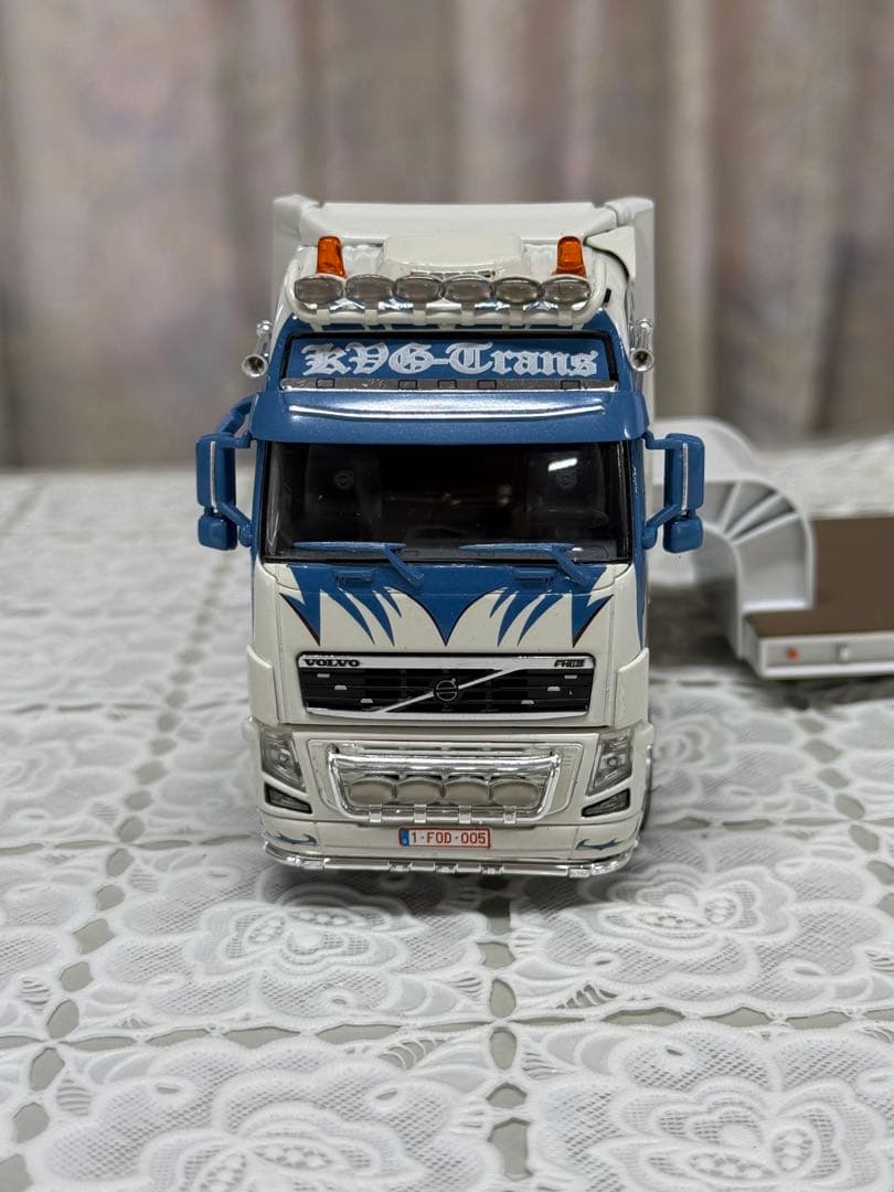 ボルボ　トレーラーヘッド　ケンクラフト　セット　1/50
