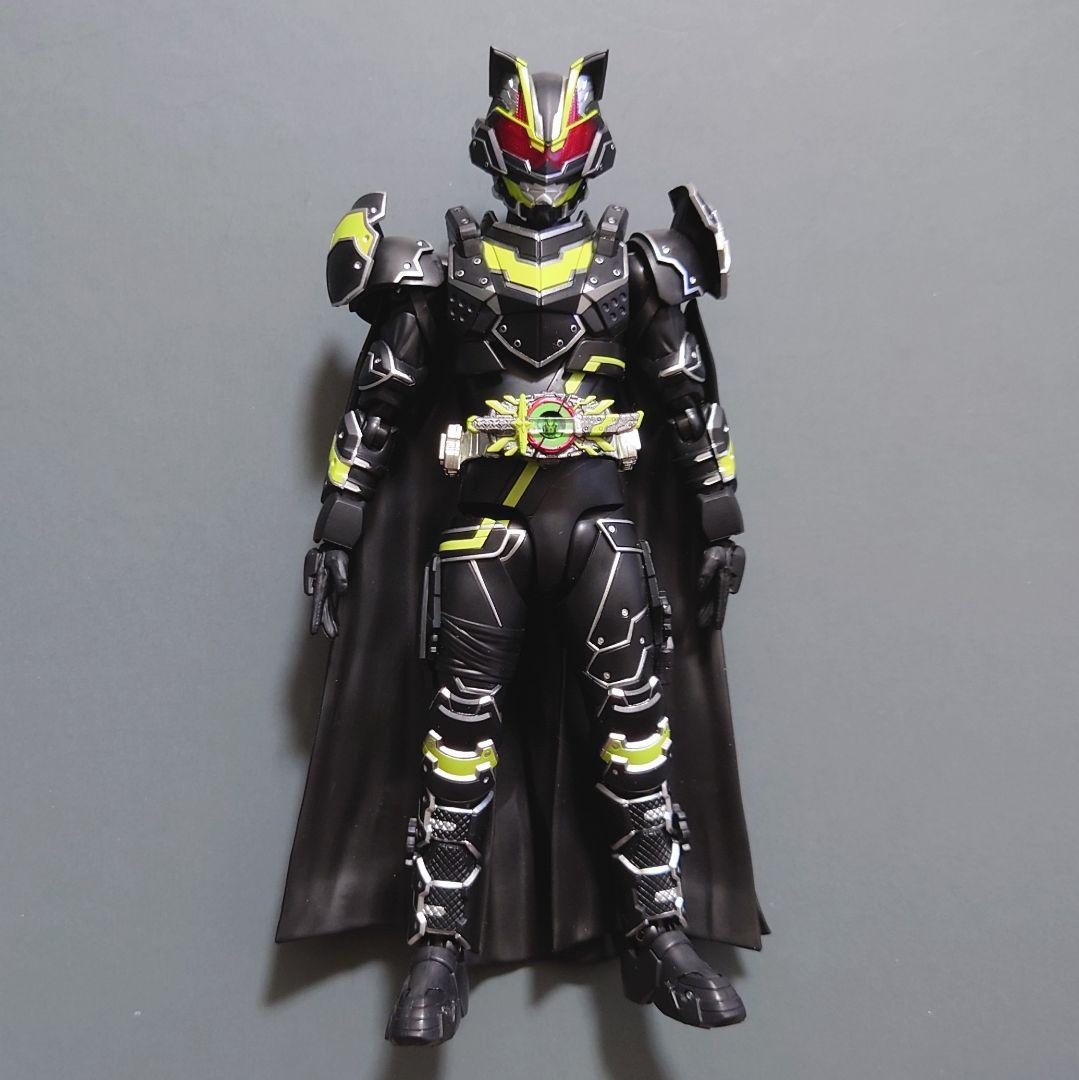 S.H.Figuarts 仮面ライダータイクーン ブジンソード (開封品) 1体