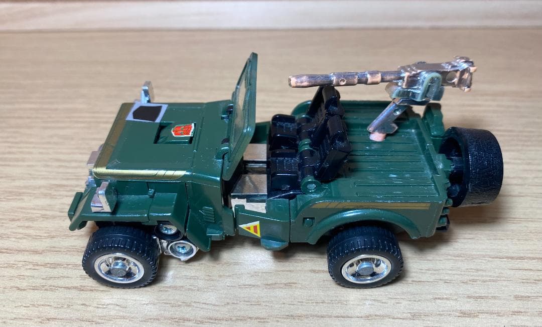 トランスフォーマー G1 オートボット ハウンド HOUND (1980-82)