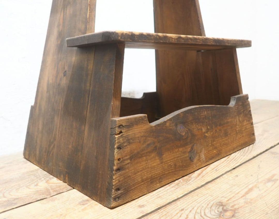 1332 ビンテージ レトロな踏み台　展示台　花台　ガーデン　古家具　古道具