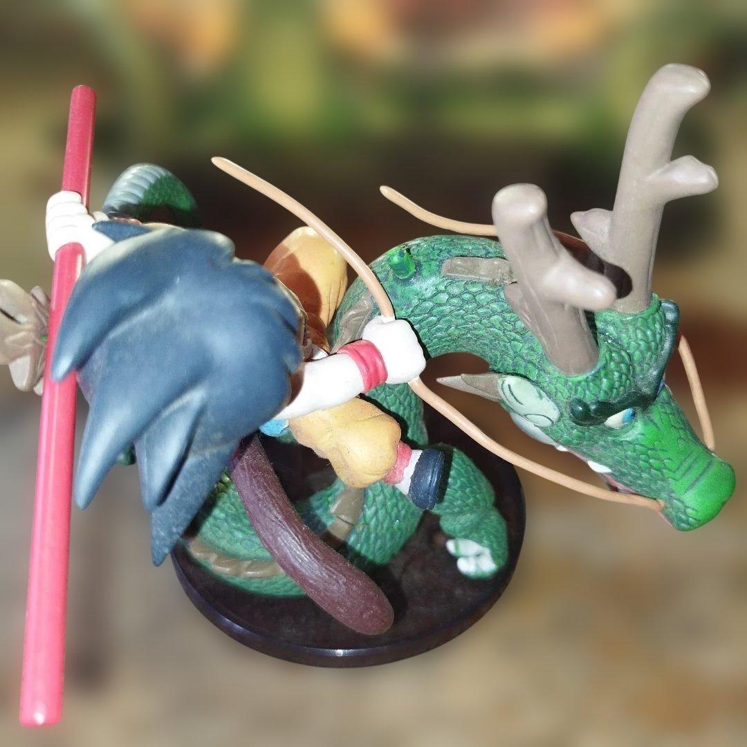 ドラゴンボール 孫悟空＆神龍 フィギュア ジオラマ風 ミニフィギュア