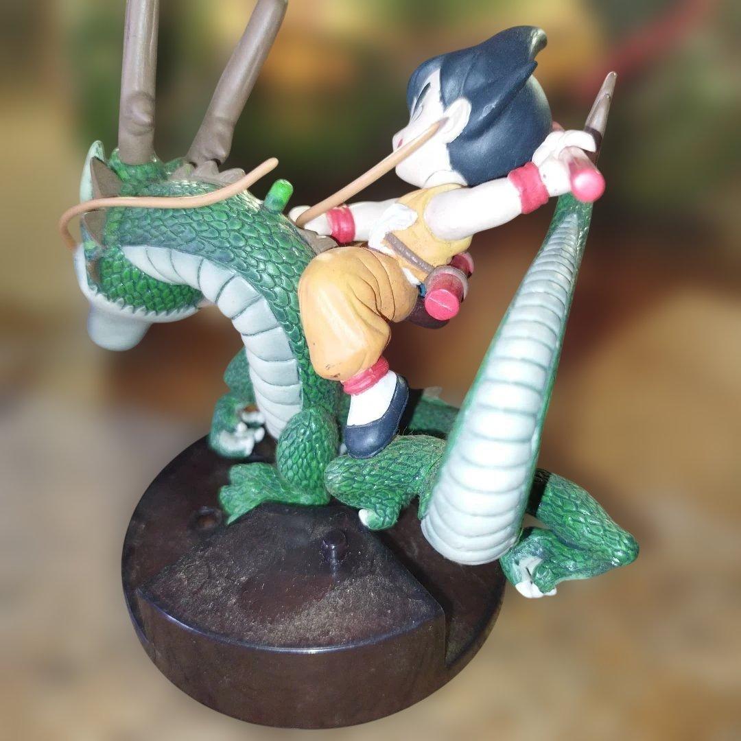 ドラゴンボール 孫悟空＆神龍 フィギュア ジオラマ風 ミニフィギュア