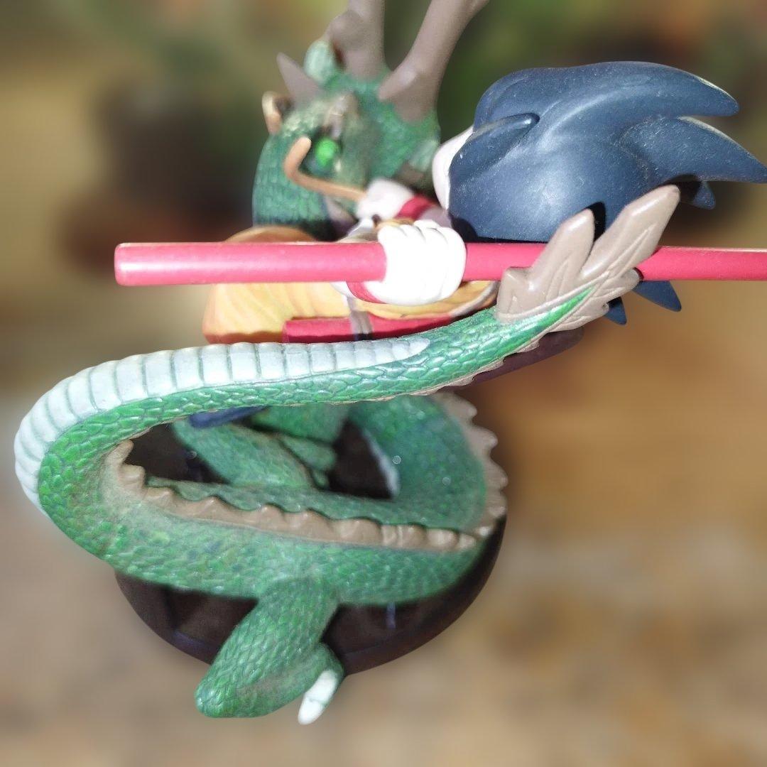 ドラゴンボール 孫悟空＆神龍 フィギュア ジオラマ風 ミニフィギュア