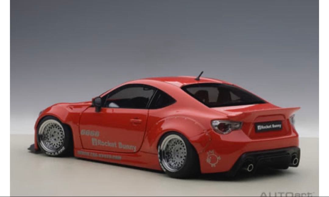 AUTOart ROCKET BUNNY 86 (レッド/シルバーホイール)