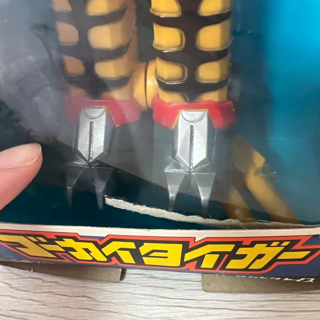 龍虎巨人　ゴーカイザー　ゴーカイタイガー