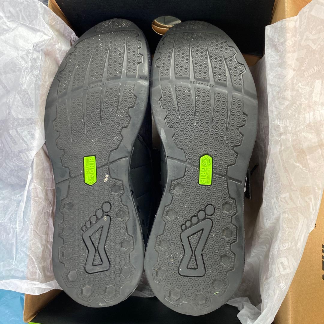 INOV トレーニングシューズ グラフェン 黒 28cm