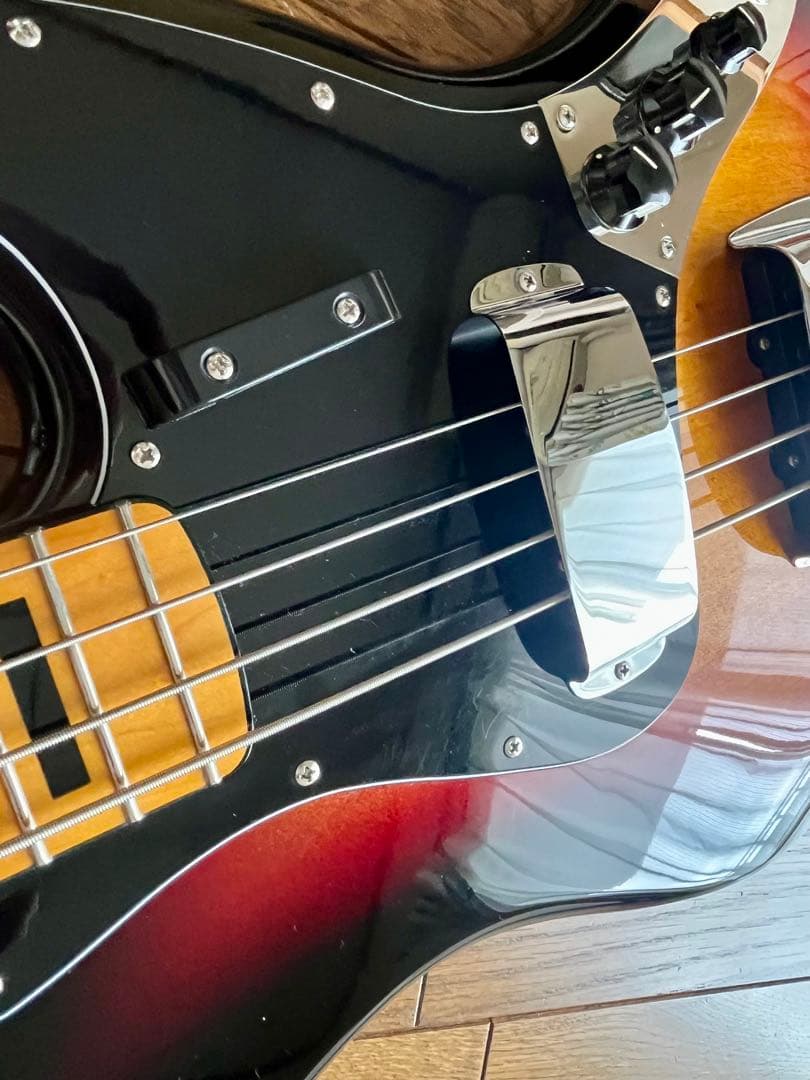 スクワイアー Squier ClassicVibe 70s Jazz Bass