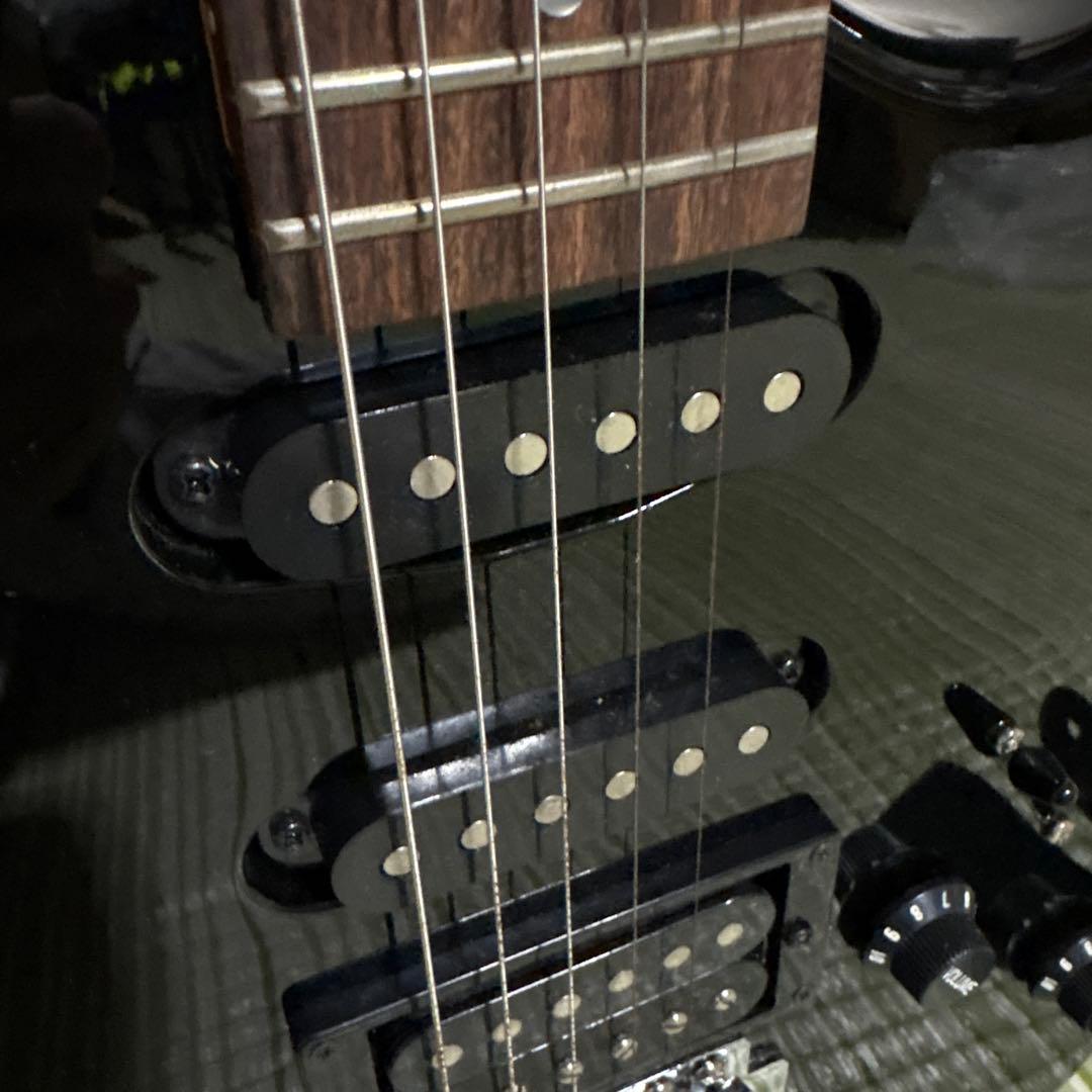 フェルナンデス　エレキギター　楽器　弦　ストラップ　ギター　バンド　音楽