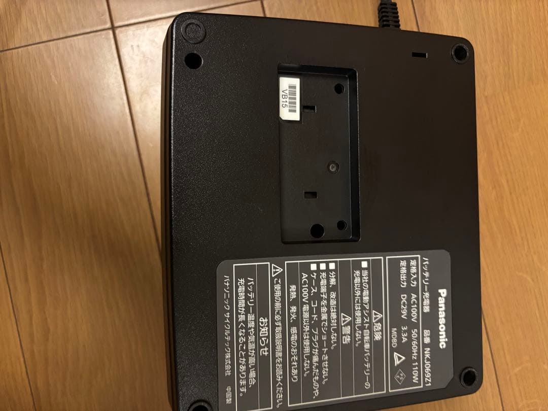 Panasonic充電器　NKJ069Z1 中古