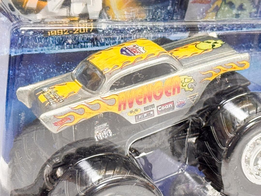 ホットウィール★ AVENGER 57 CHEVY ★ モンスタートラック