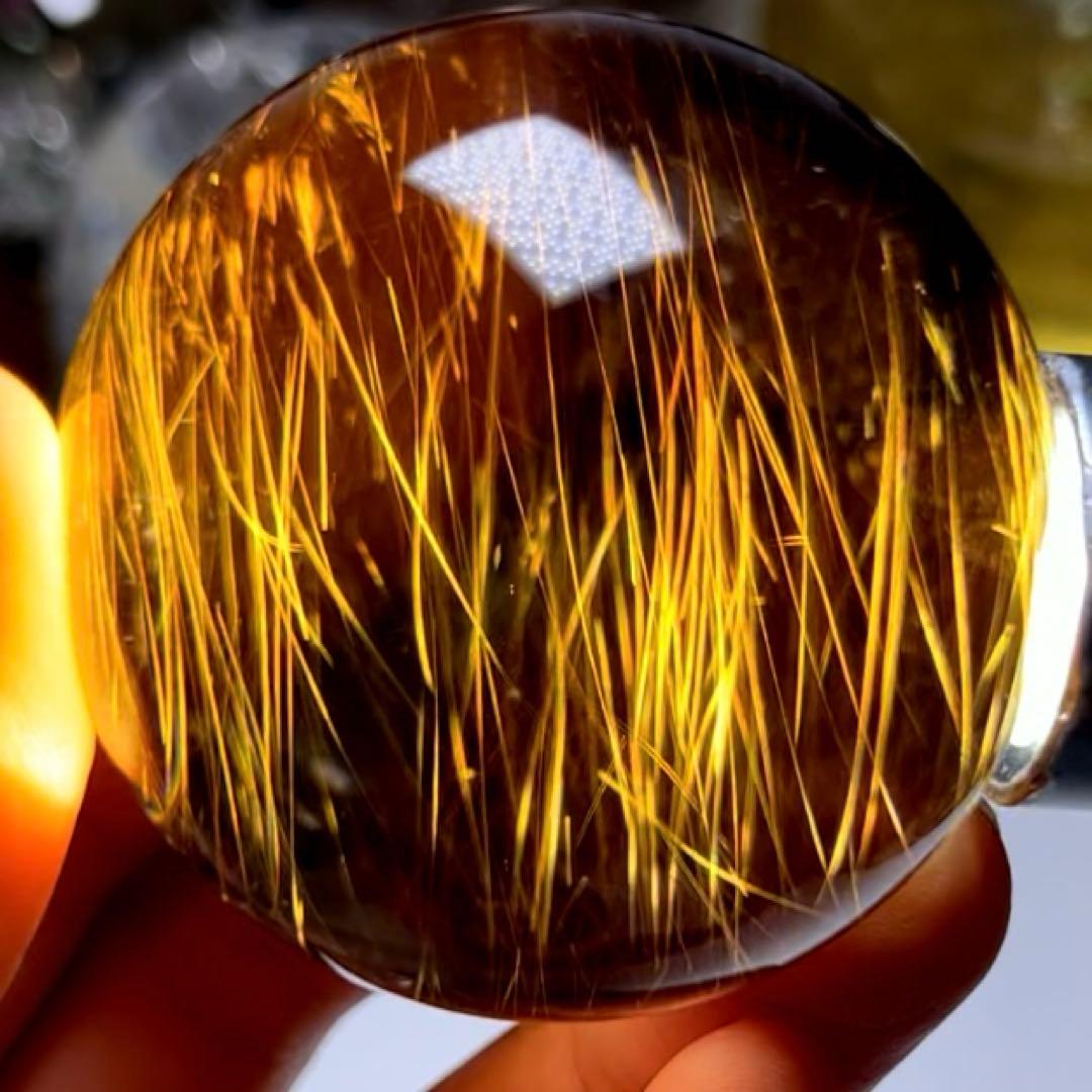 超絶綺麗　52mm ゴールドルチルクォーツ　丸玉 スフィア　金針水晶