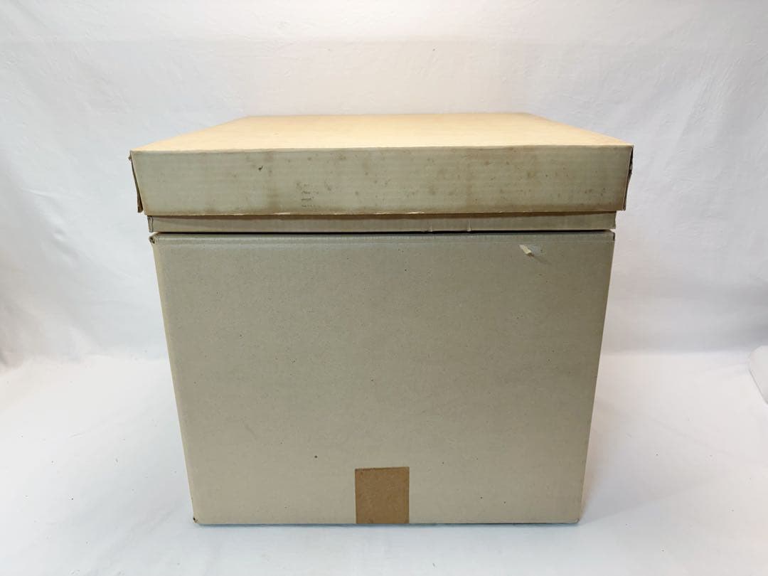 美品 茶道具 銅製 炉壇 利休炉壇 黒真塗 炉縁 2点セット 茶道 囲炉裏 紙箱