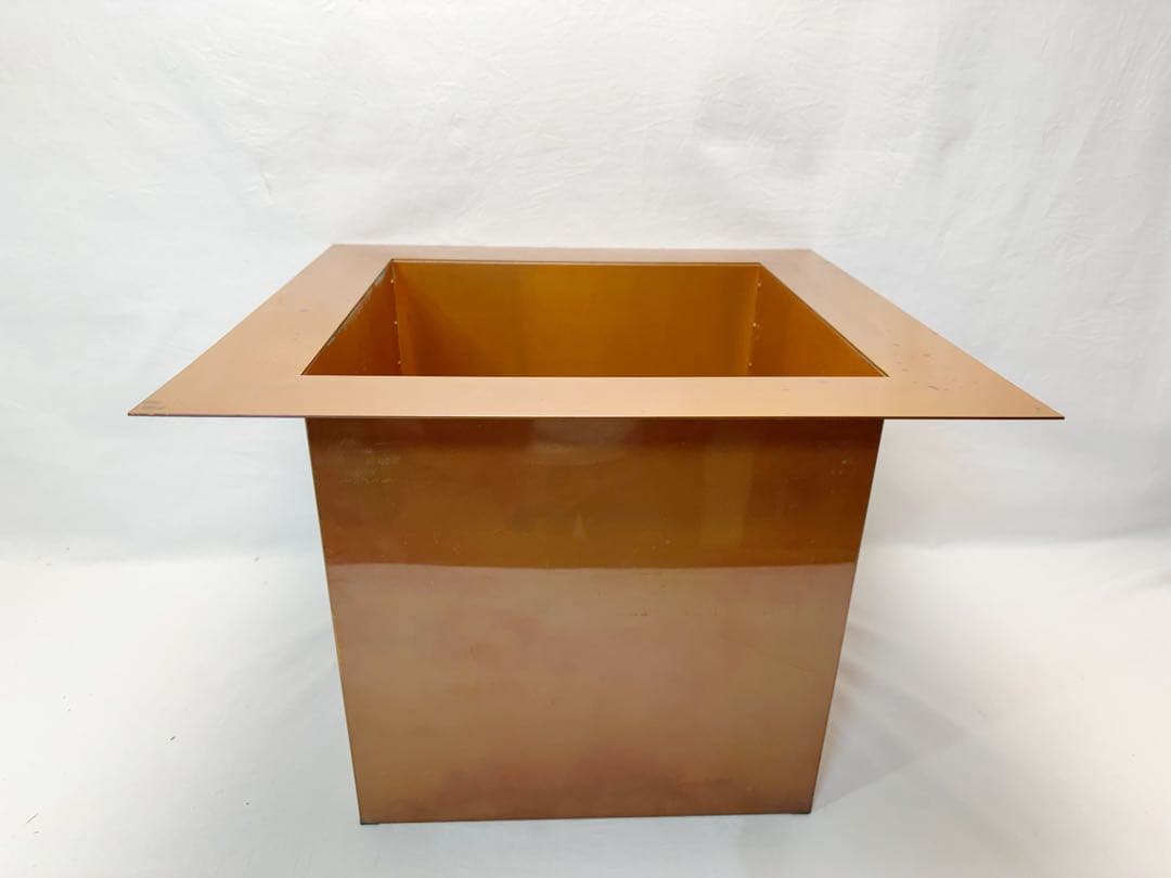 美品 茶道具 銅製 炉壇 利休炉壇 黒真塗 炉縁 2点セット 茶道 囲炉裏 紙箱