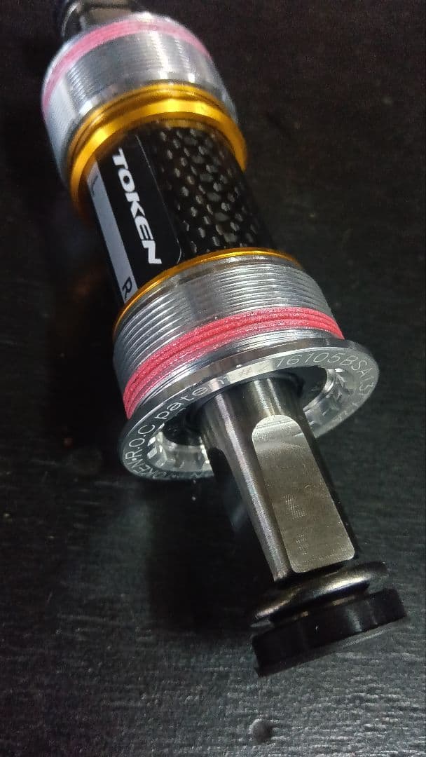 ボトムブラケット BSA 68mm