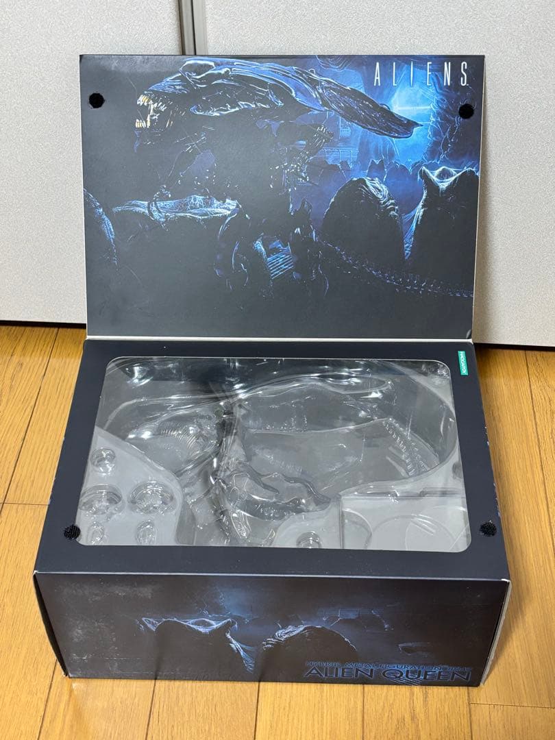 alien エイリアン　ハイブリッド 3種類　hottoys herocross