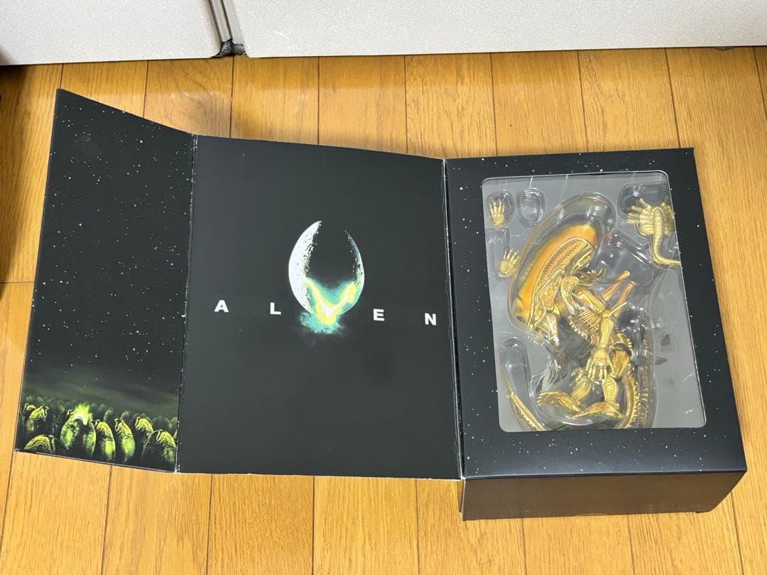alien エイリアン　ハイブリッド 3種類　hottoys herocross