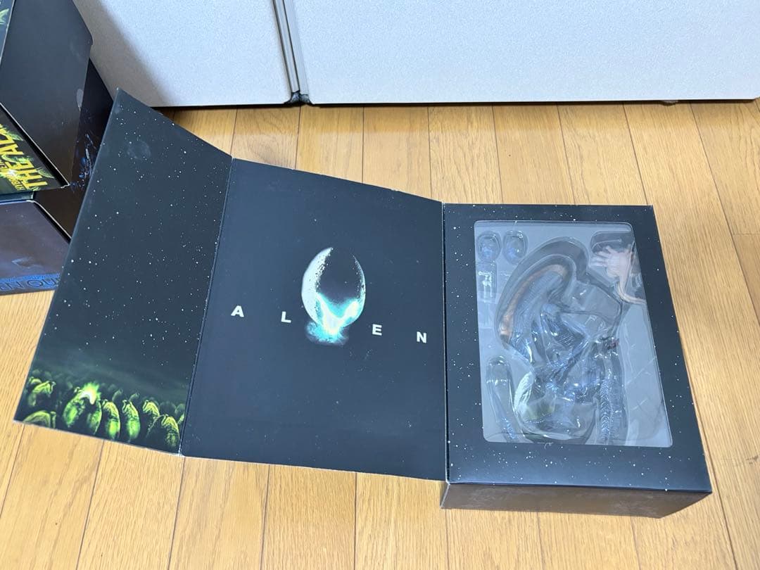 alien エイリアン　ハイブリッド 3種類　hottoys herocross