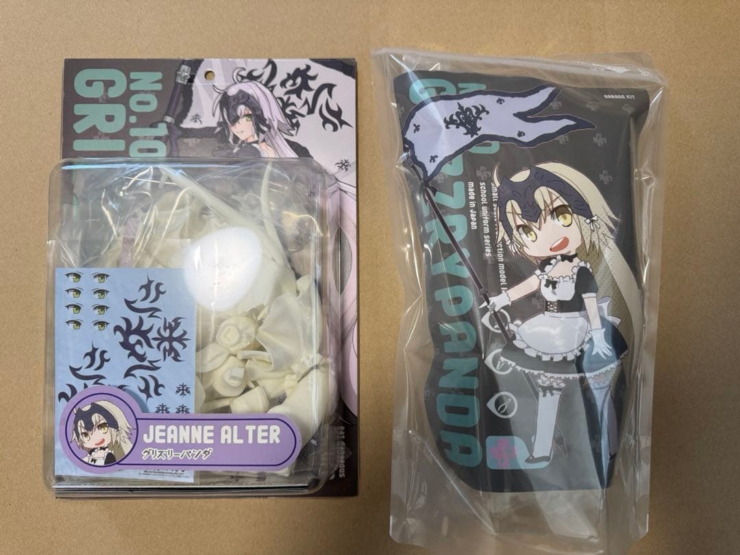 グリズリーパンダ　ジャンヌ・オルタ　メイド服　ガレージキット　ワンフェス