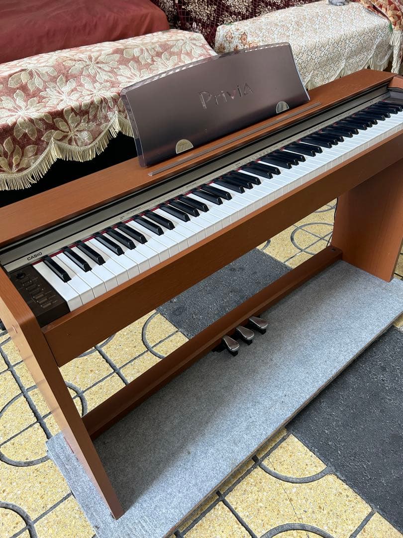 超価格、カシオプリビア、PX730、人気のコンパクト、ピアノ強弱タッチ♪