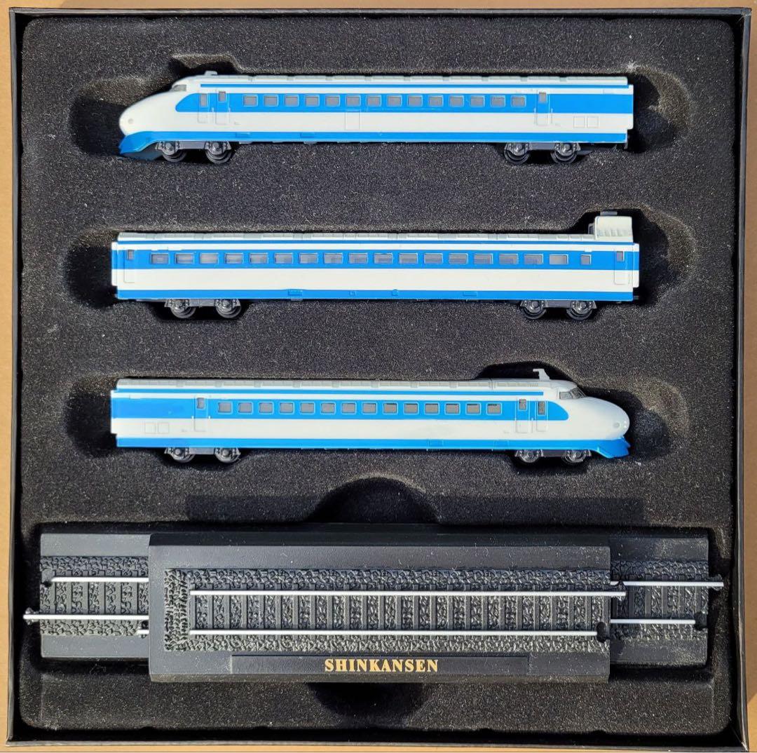 EDITION ATLAS ブランドのゲージ Z (1/220) 3点セット.