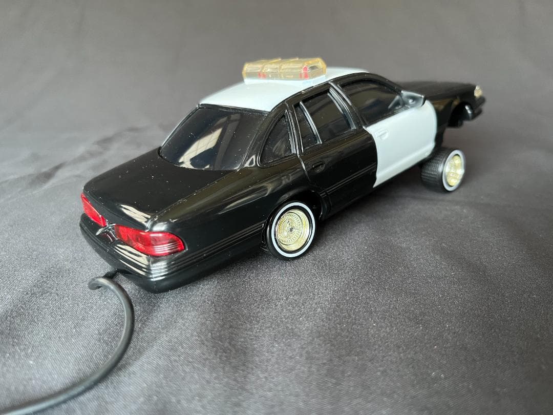 動作品　リンドバーグ　POLICE CRUISER　ローライダー