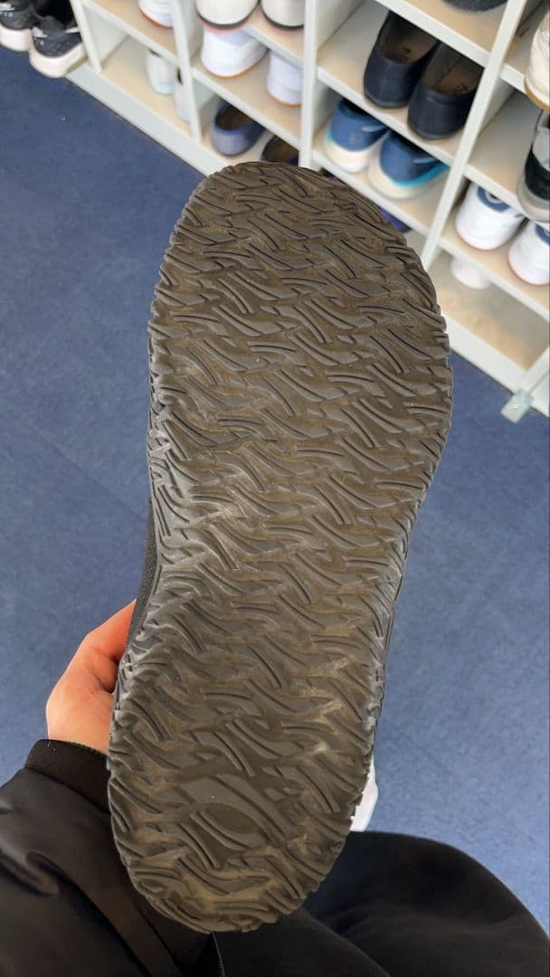 AVANCUS トレーニングシューズ ハイカット 黒