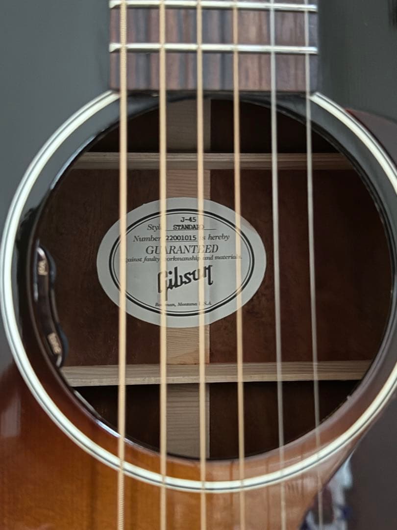 祭屋さん　Gibson J-45 Standard VS