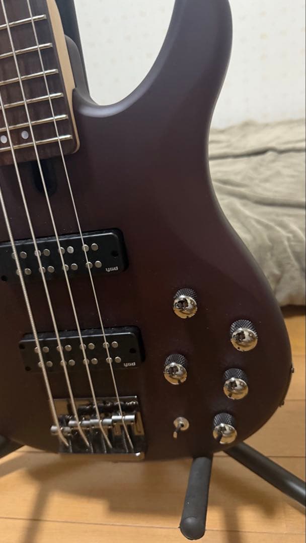 YAMAHA TRBX 504 パッシブ切替 エレキベース