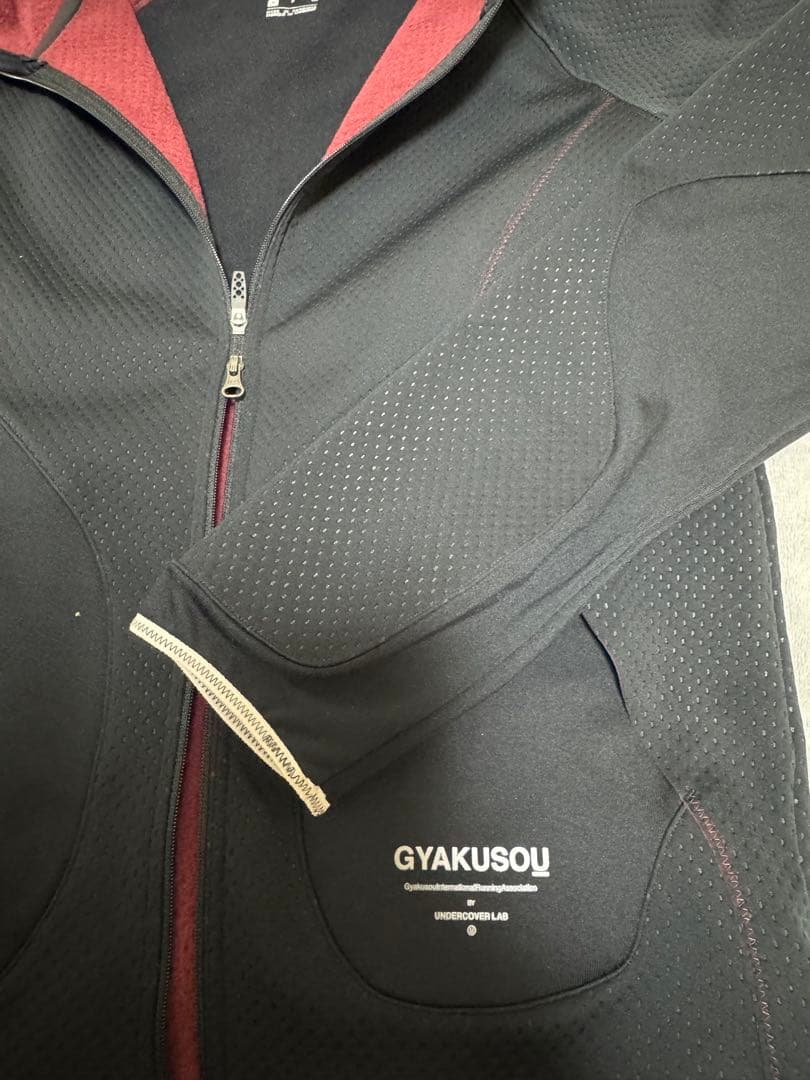 GYAKUSOU ランニングジャケット
