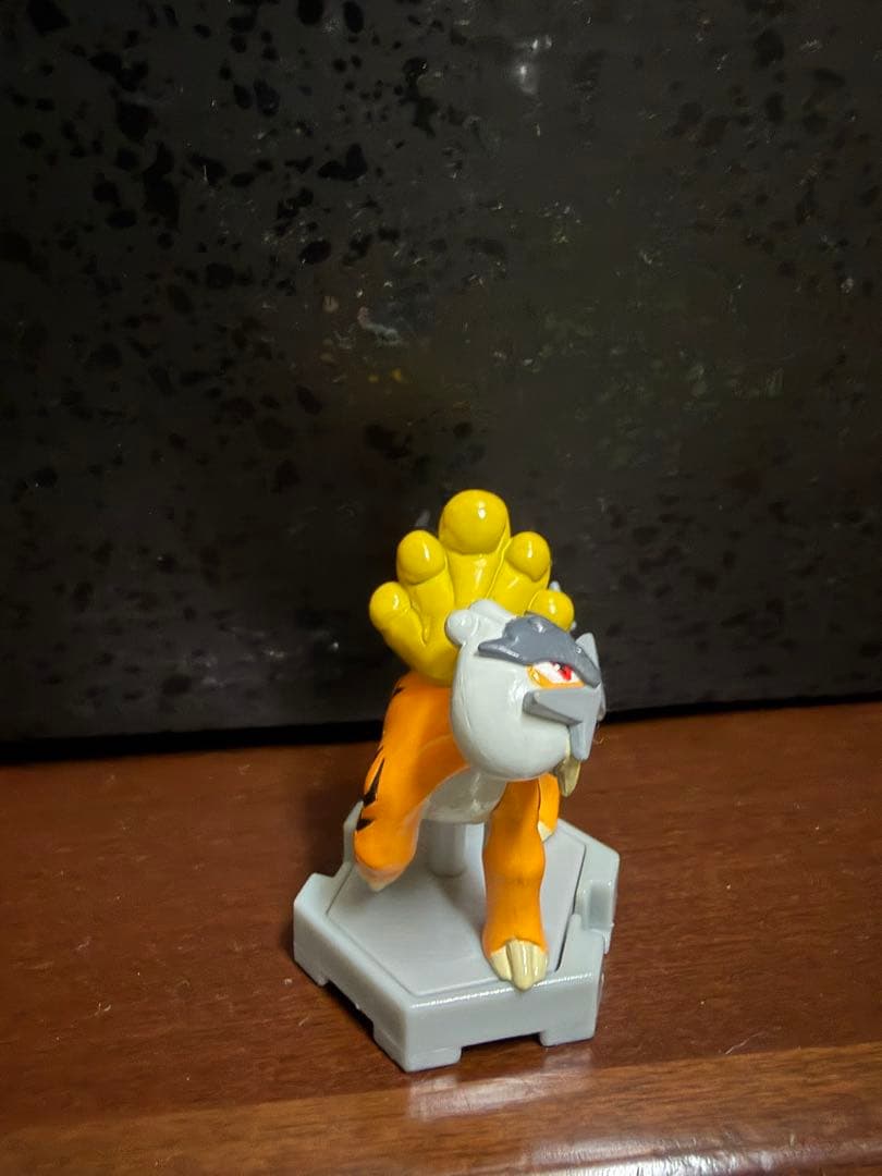 ライコウ フィギュア