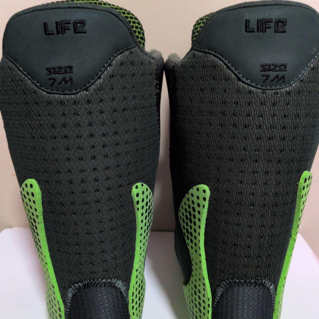 Burton ブーツインナーのみ　 Life liner 7M 25cm