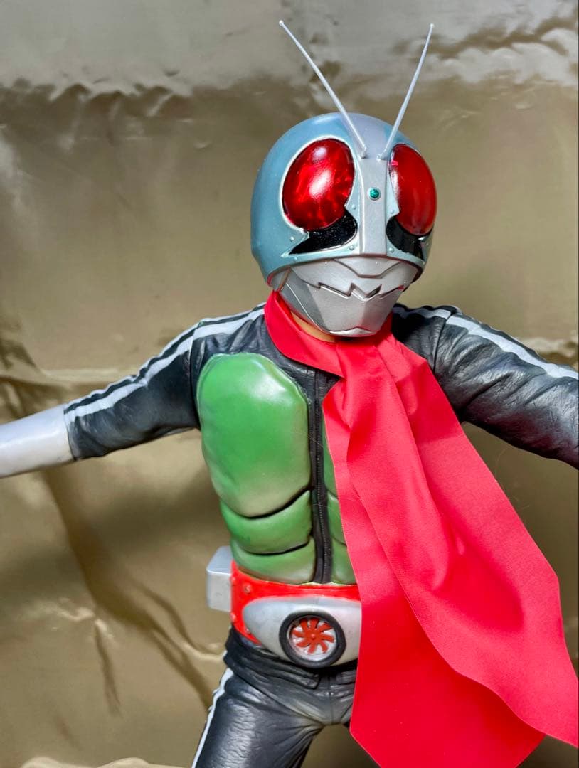 仮面ライダー新1号改造リペイント完成品(検索 海洋堂 メディコム 1/1マスク)