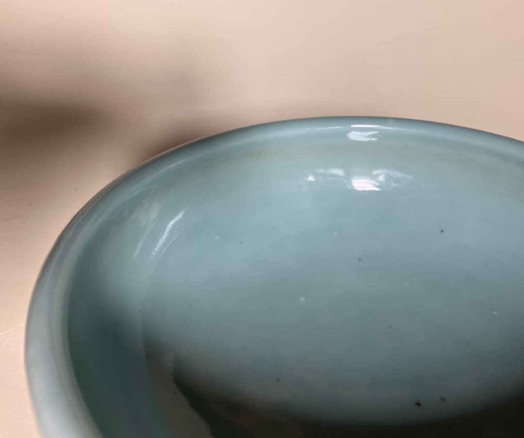 大清雍正年製　唐草紋様　超美しい青磁器