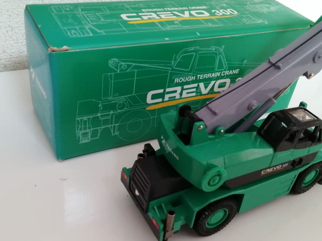 タダノ　クレーン（ラフター）　ミニチュア　レア　CREVO 300　レア　緑