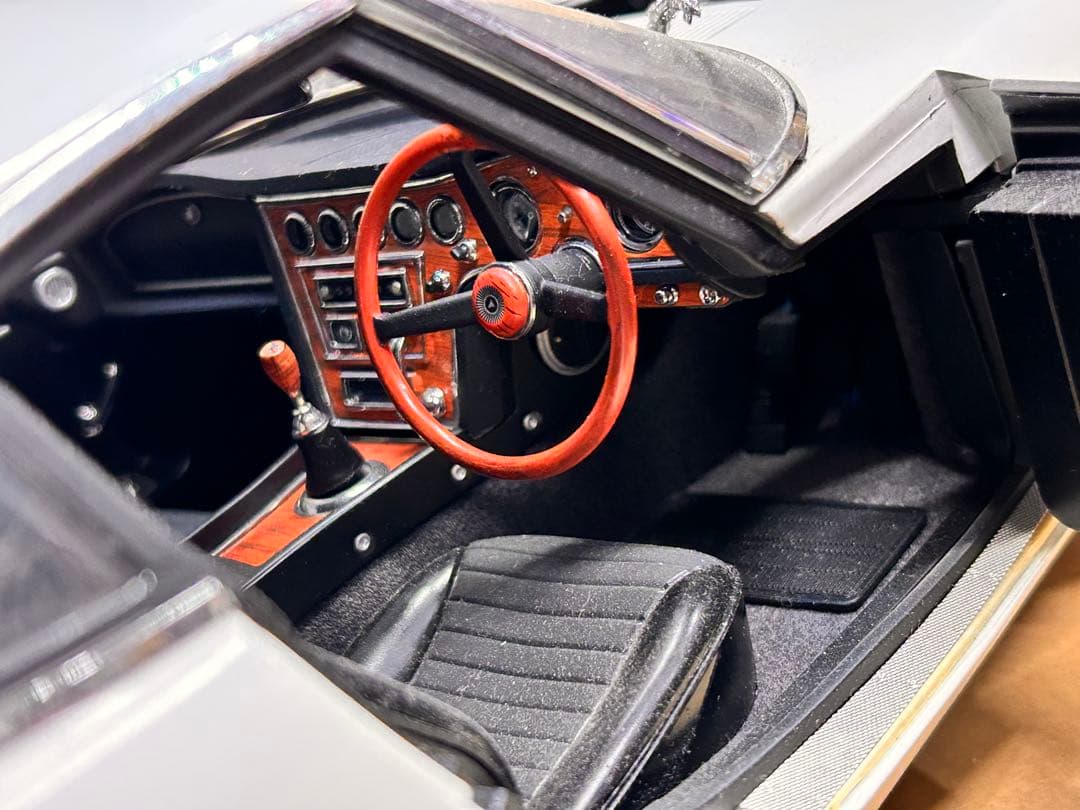 デアゴスティーニ 1/10 トヨタ 2000GT ホワイト 車体　現状品