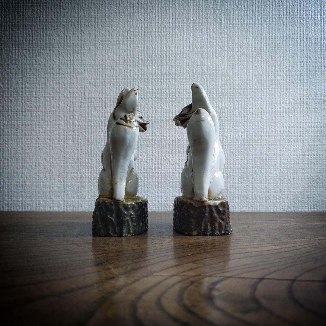 時代物　白磁　色絵　金彩　御稲荷様　神狐　稲荷狐　置物　一対　高さ10cm