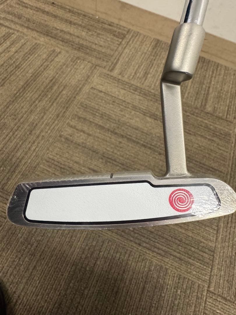 【新品】ODYSSEY WHITE HOT XG #1 ヘッドカバー付き
