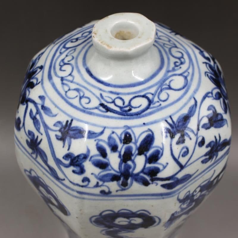 元青花纏枝雲竜紋梅瓶 景徳鎮 陶磁器 装飾品 現代工芸品 美術品 置物