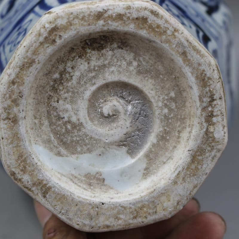 元青花纏枝雲竜紋梅瓶 景徳鎮 陶磁器 装飾品 現代工芸品 美術品 置物