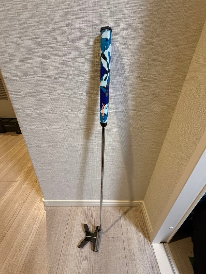 ODYSSEY EXO パター レッド