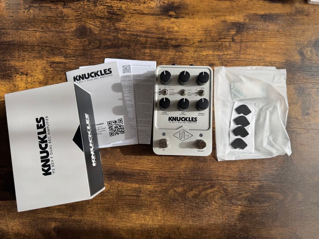ギター Universal Audio UAFX Knuckles