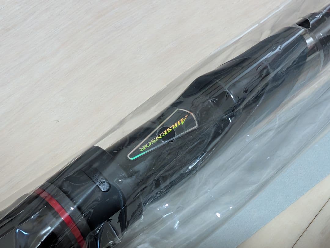 新品　 ダイワ 　管218GP 銀狼 唯牙 1.2 57　箱　保証書無し