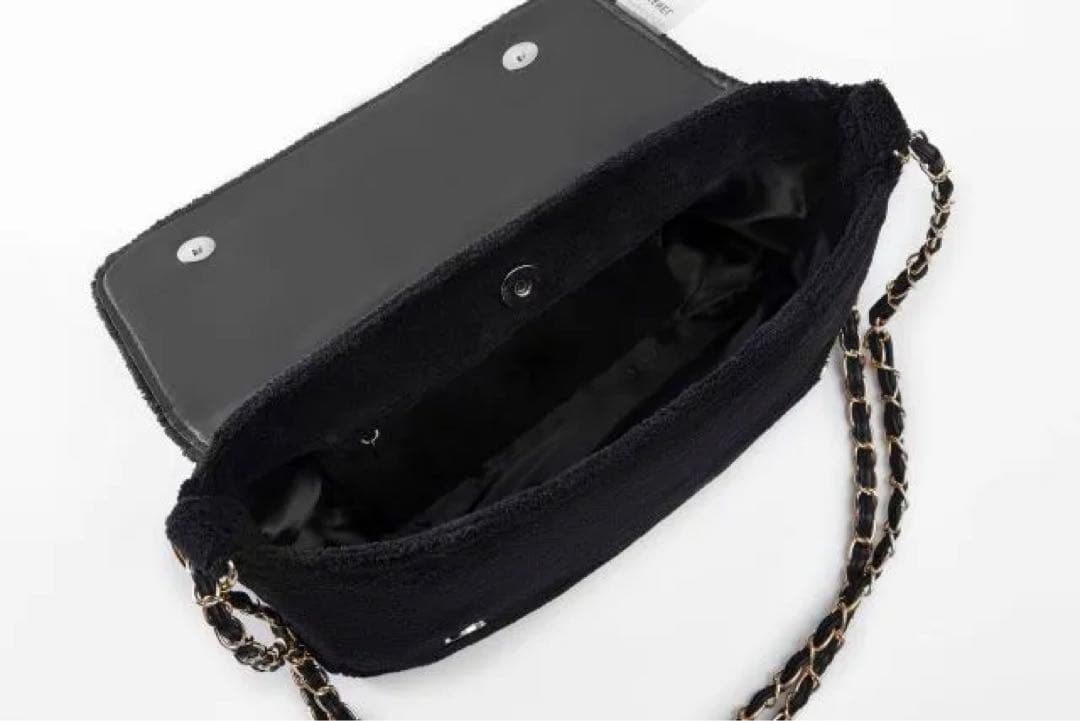 CHANEL シャネル ミニバッグ ポーチ ブラック×ホワイトロゴ