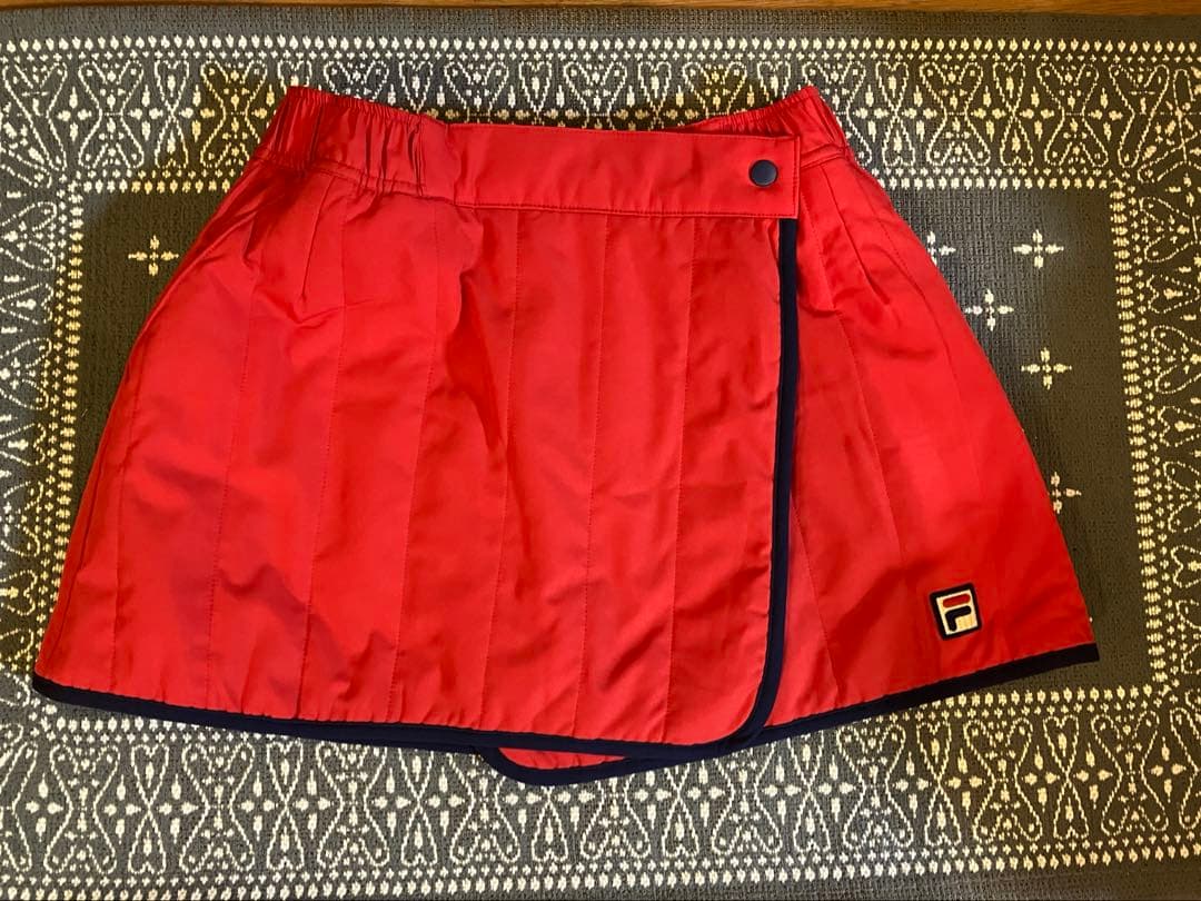FILA 中綿スコートリバーシブル　Lサイズ