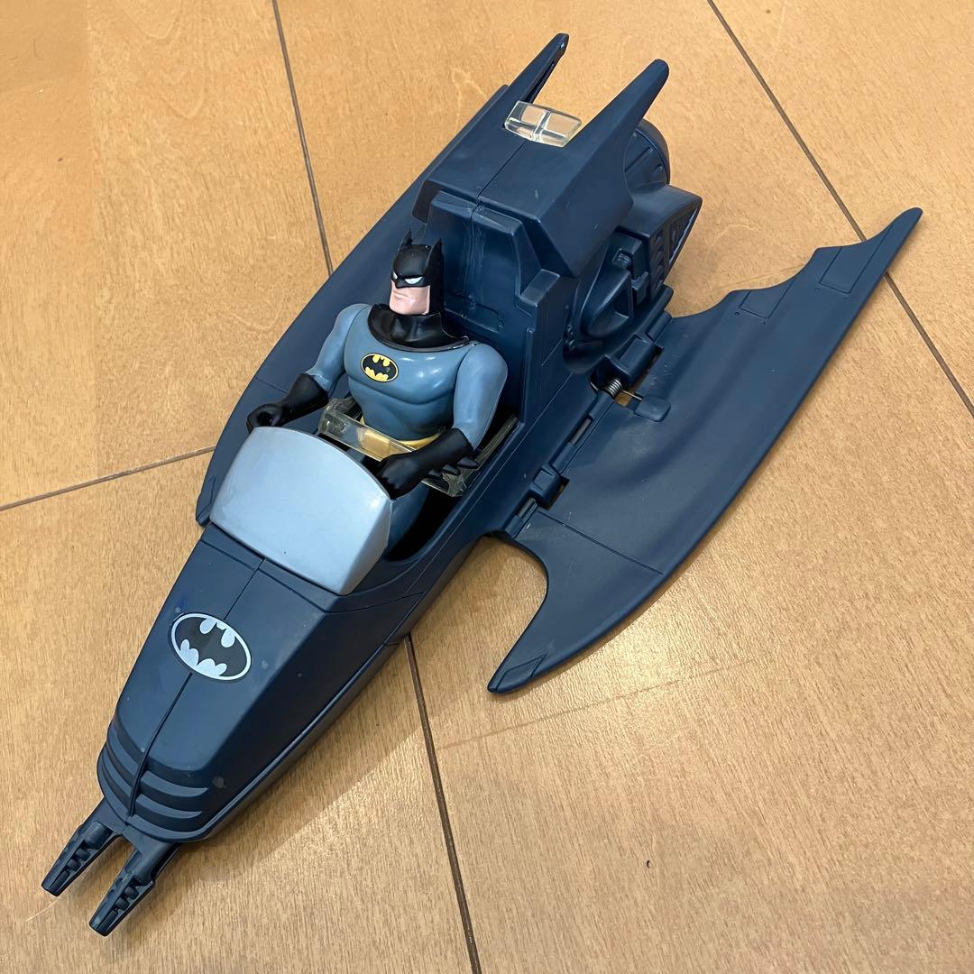 ケナー　フィギュア　バットモービル　コンバットベルトバットマン付き！